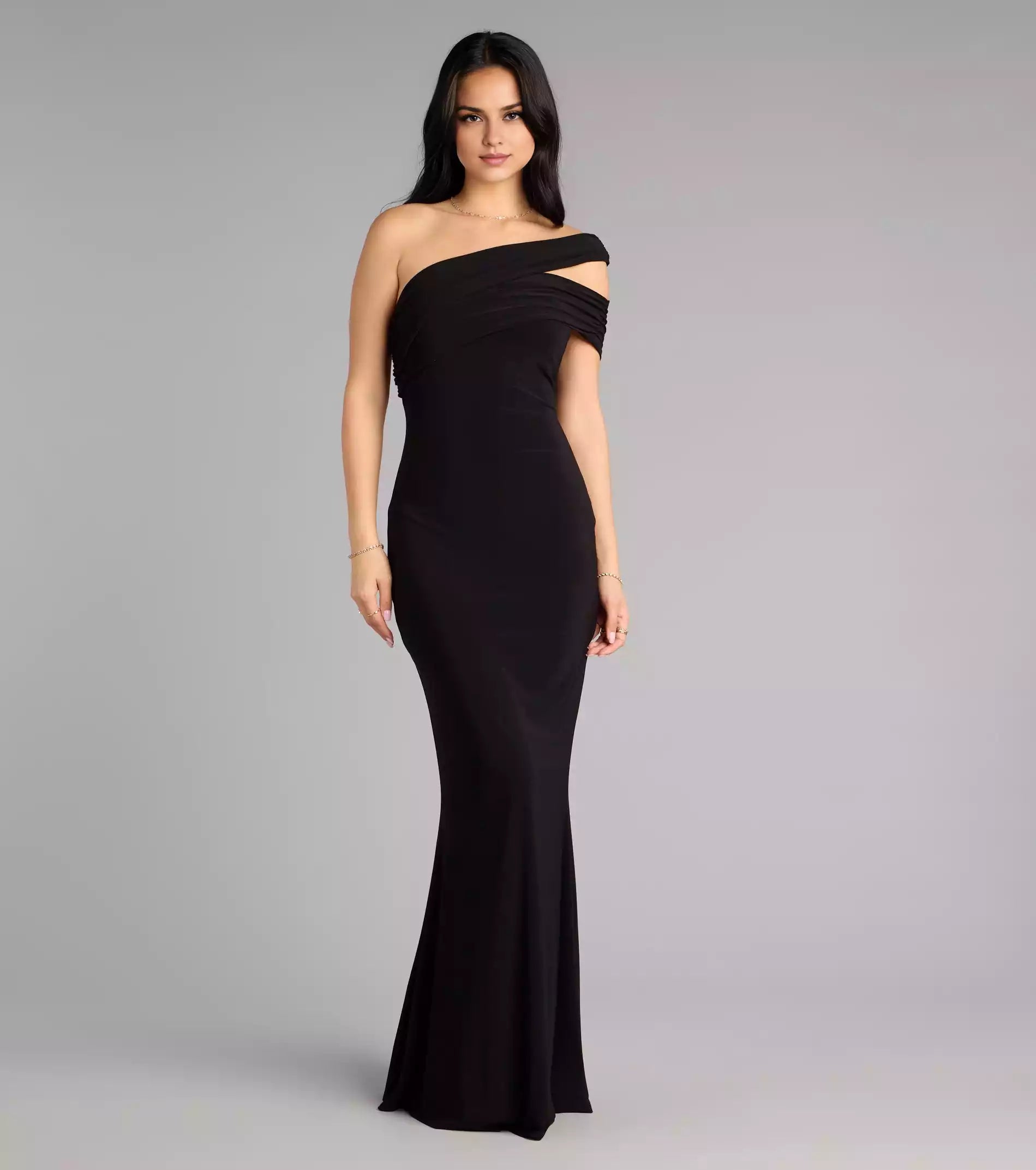 Elegant and exquisite single shoulder neckline with hollowed out mermaid silhouette and floor skirt Prom Dresses
