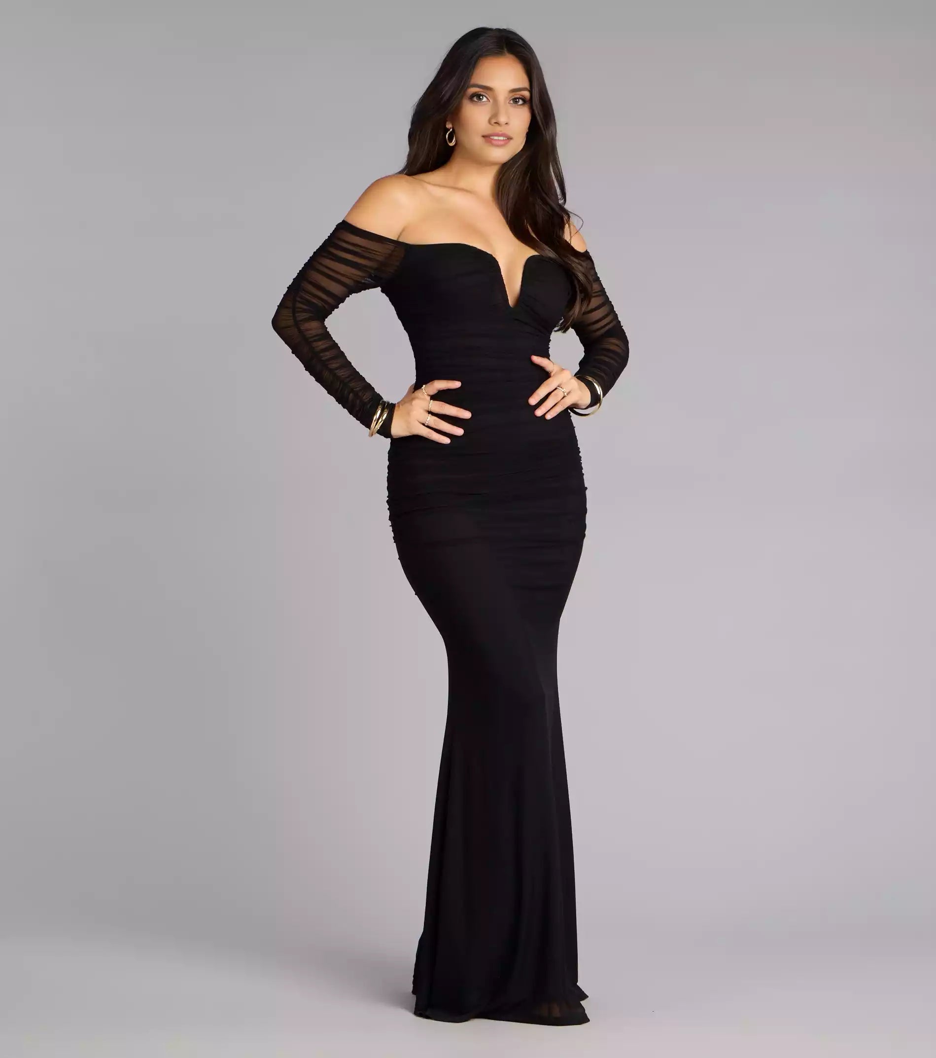 Enchanting mesh knit lining, off shoulder deep V-neck, transparent pleated slim mermaid silhouette Prom Dresses