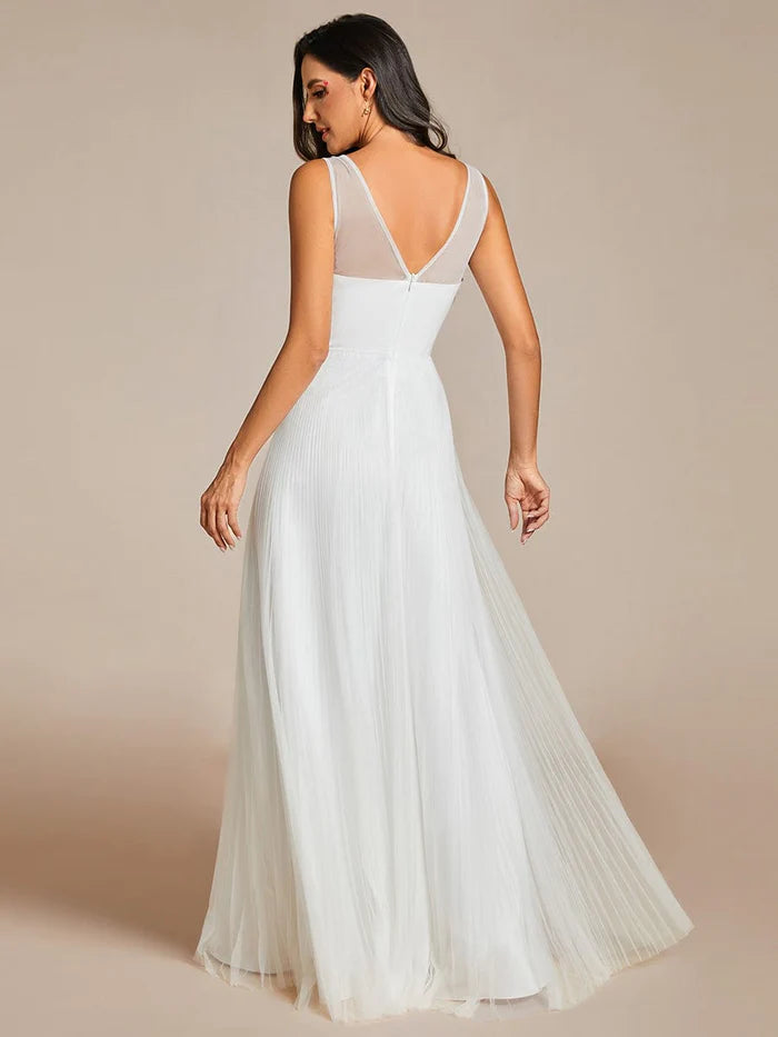 Exquisite Applique Embroidery Bodice Sleeveless A-Line Tulle Evening Dress