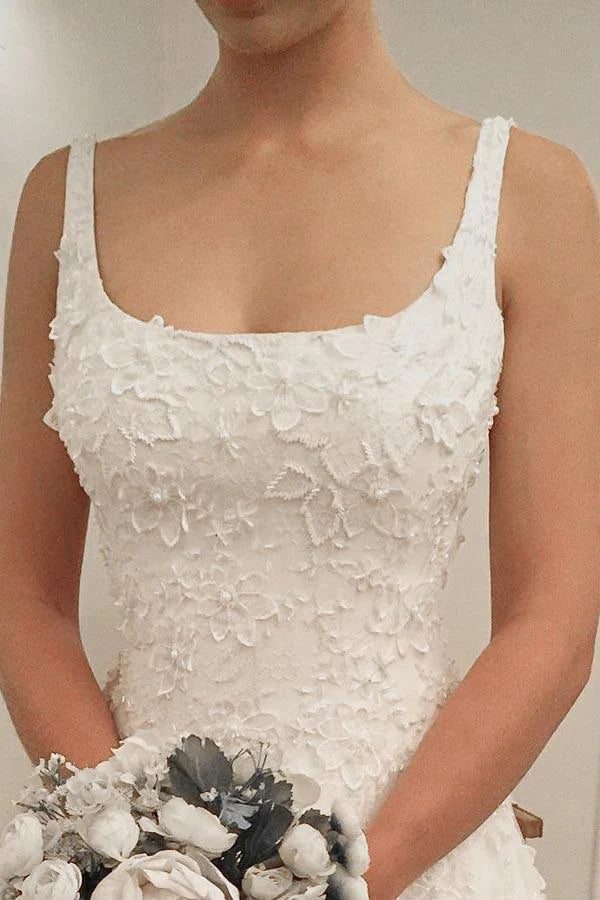 Elegant A-line Scoop Sweep Train Sleeveless Wedding Dress with Ivory Appliques