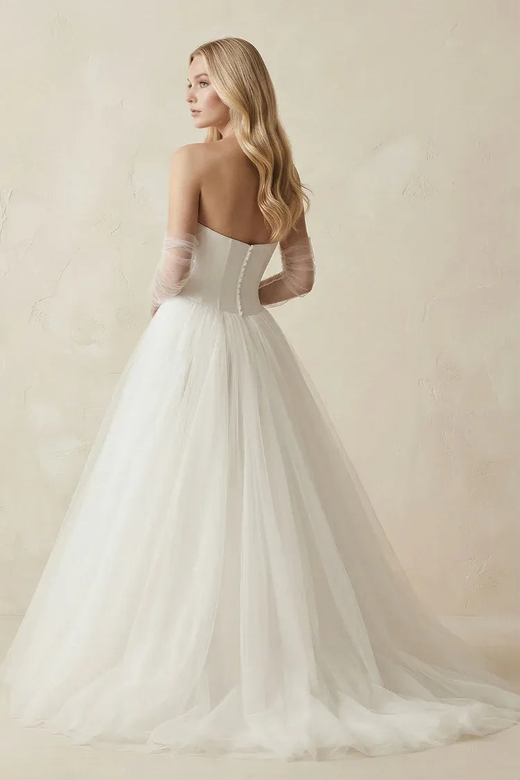 Elegant Gorgeous Strapless Tulle Ball Gown Wedding Dress with Detachable Sheer Sleeves