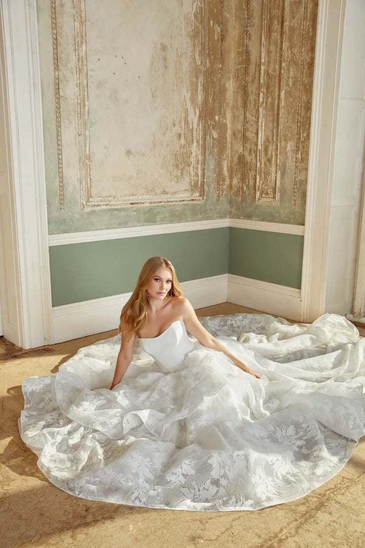 Elegant Off The Shoulder Sweetheart Neck Floral Jacquard Tiered Ruffle Ball Gown Wedding Dress