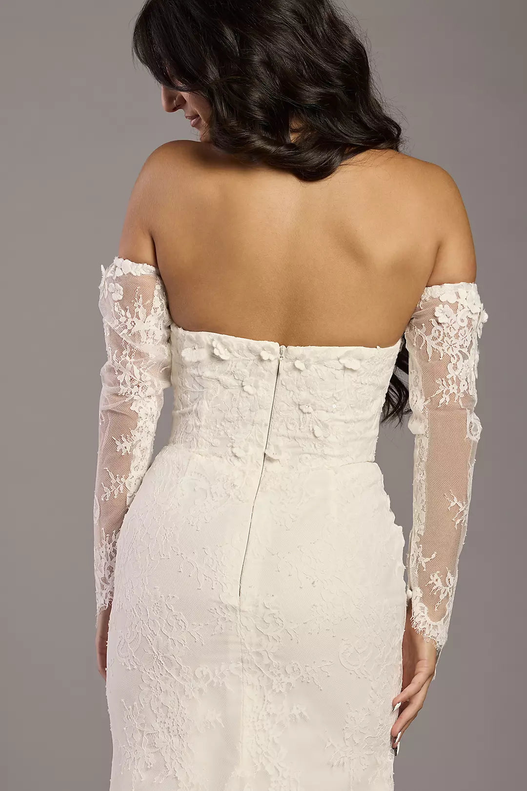 Elegant Strapless Lace Appliqué Mermaid Wedding Dress with Detachable Long Lace Sleeves and Chapel Train