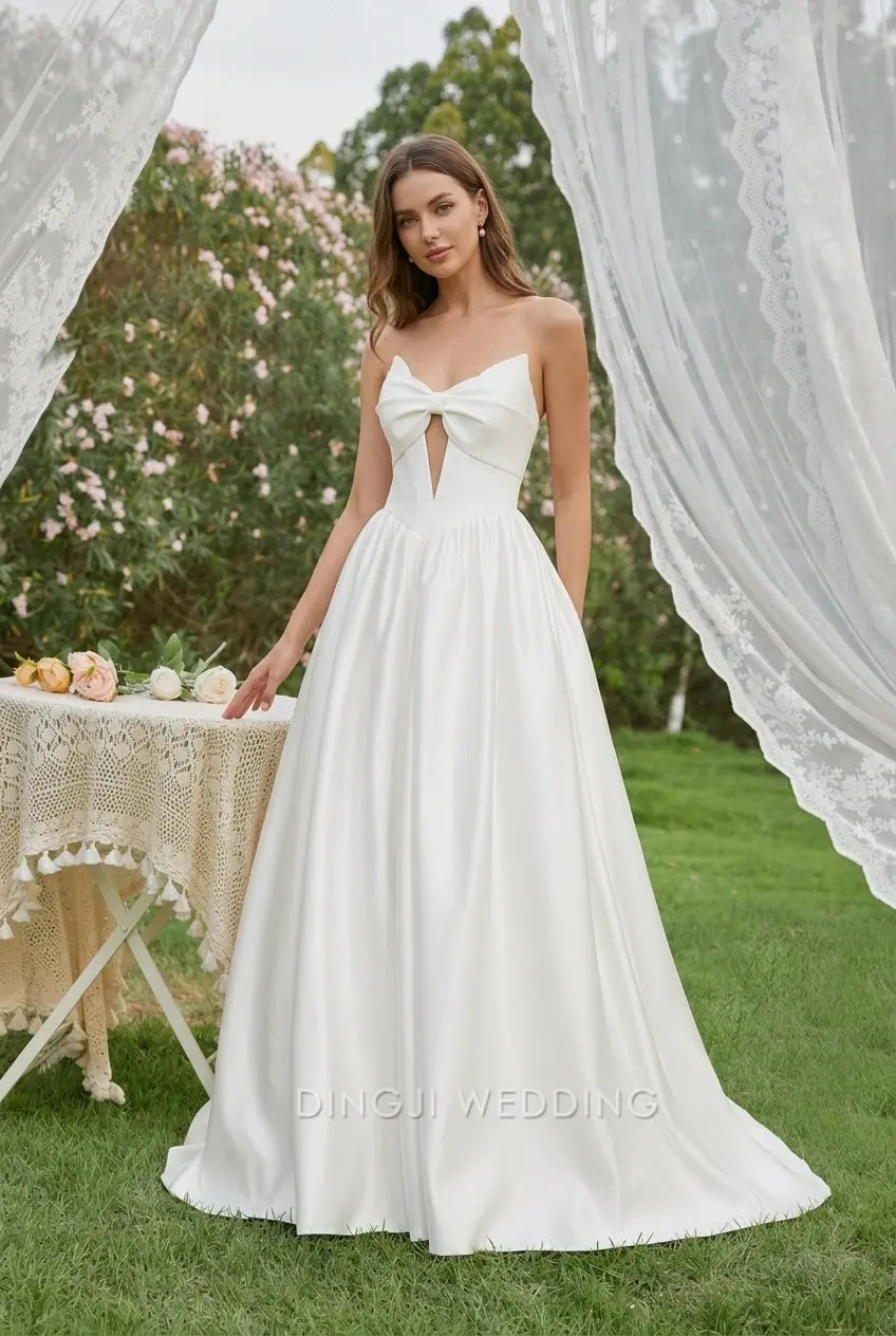 Elegant A-Line Strapless Bow Sleeveless Romantic White Floor-Length Wedding Gown