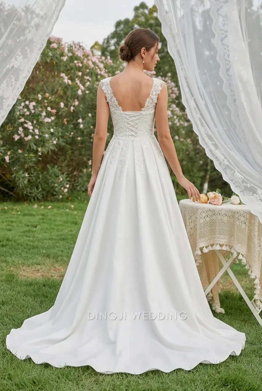 Elegant A-Line Sweetheart Sleeveless Lace Applique High Slit White Floor-Length Wedding Gown