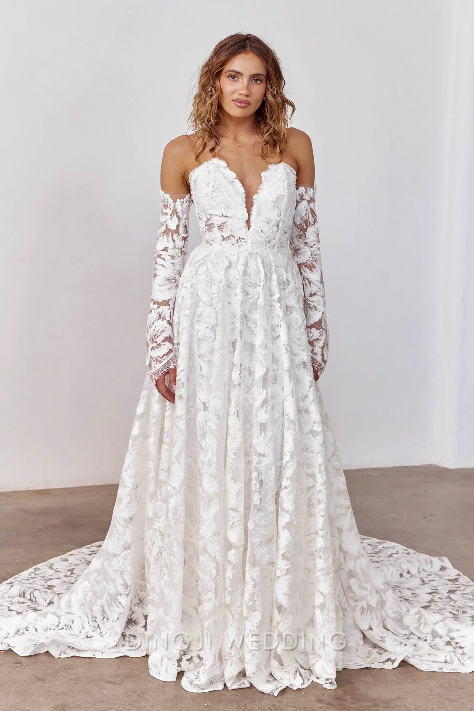 Elegant A-Line Sweetheart With Sleeves Floral Lace White Floor Wedding Dress Bride Gown