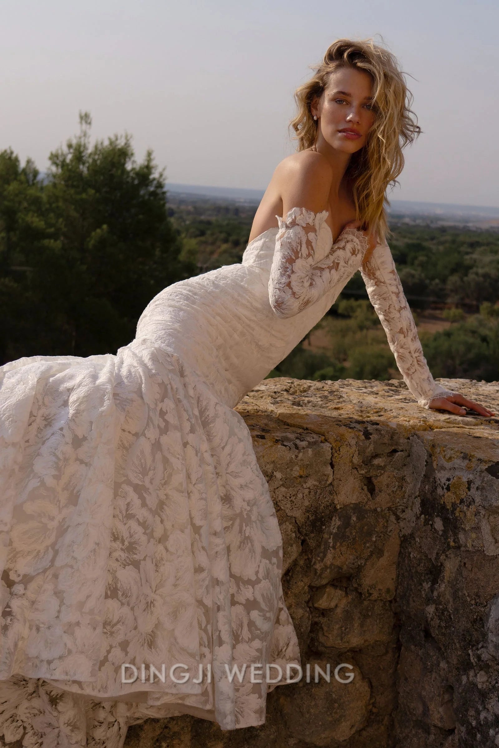 Elegant Mermaid Strapless Sleeveless Textured Floral Ivory Floor-Length Wedding Dresses Gown