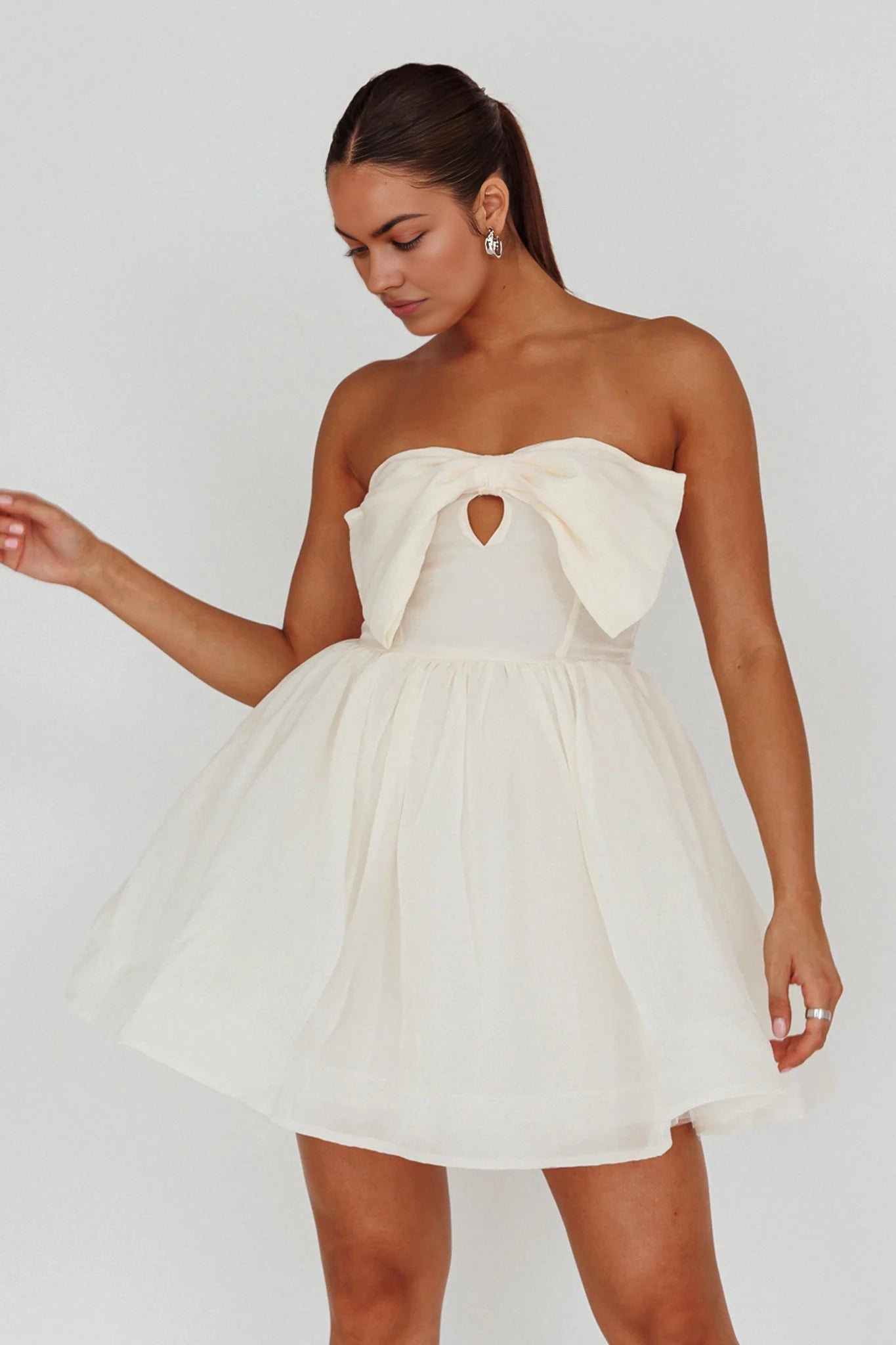 Elegant mini lining, chest bow decoration, pleated back with zipper, Homecoming Dresses