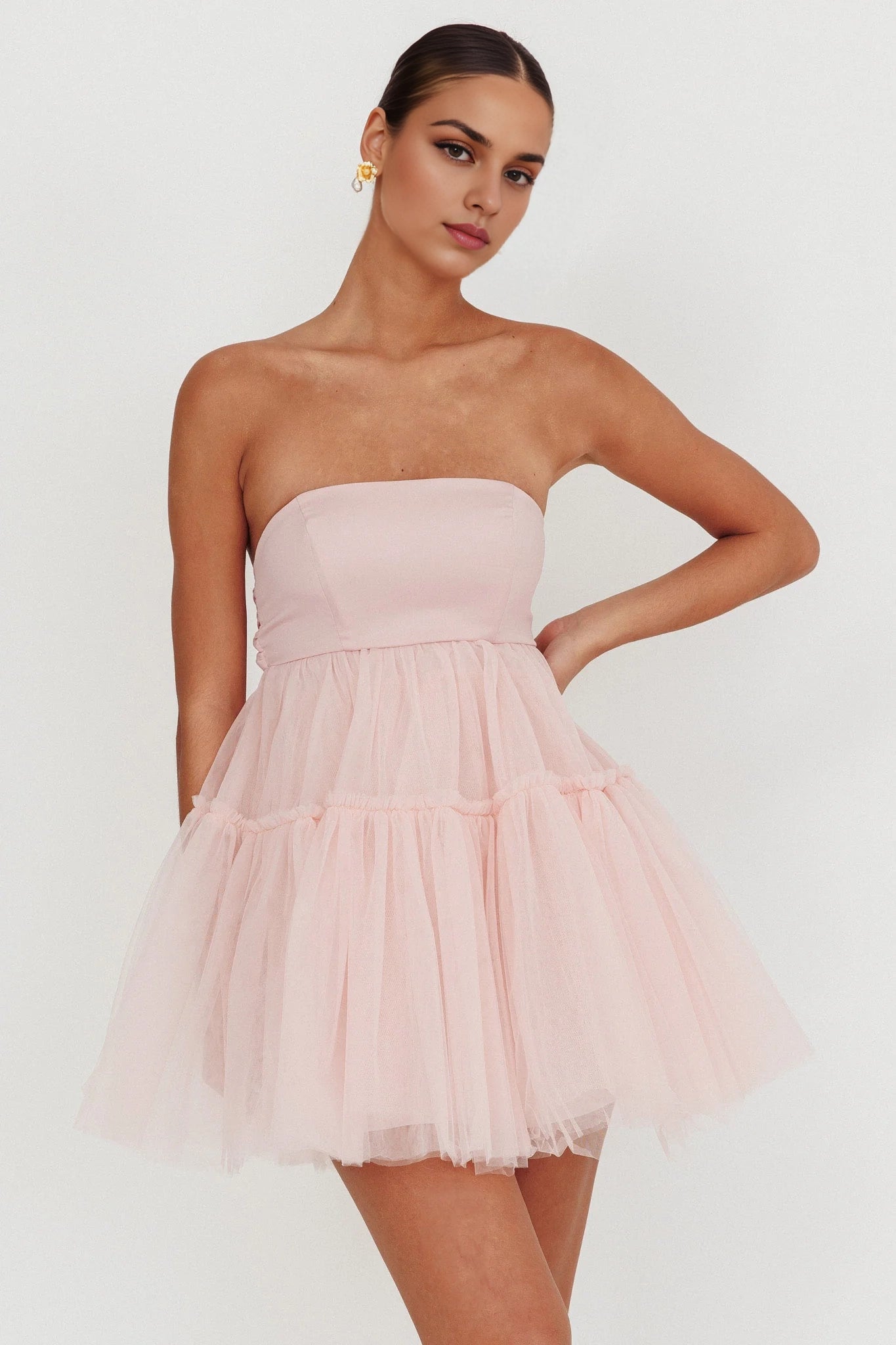 Elegant strapless chiffon mini back with zipper tie bow Homecoming Dresses