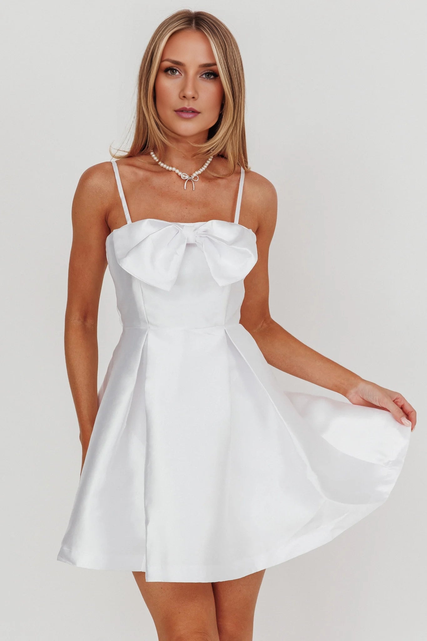 Elegant thin shoulder strap trumpet bow mini Homecoming Dresses