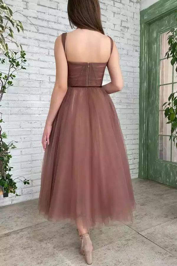 Enchanting A-line knee length chiffon thin shoulder strap, sleeveless neckline, zippered back, Prom Dresses