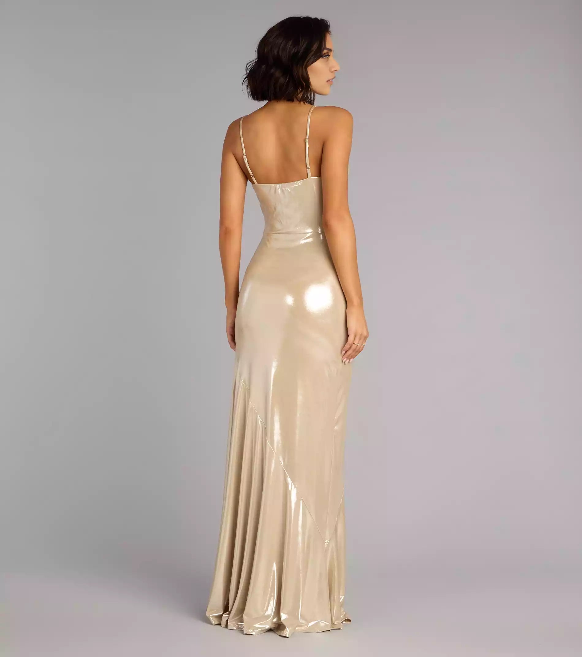 Enchanting stretch knit lining with adjustable thin shoulder straps, round neck, A-line silhouette, ruffled edges and floor Prom Dresses