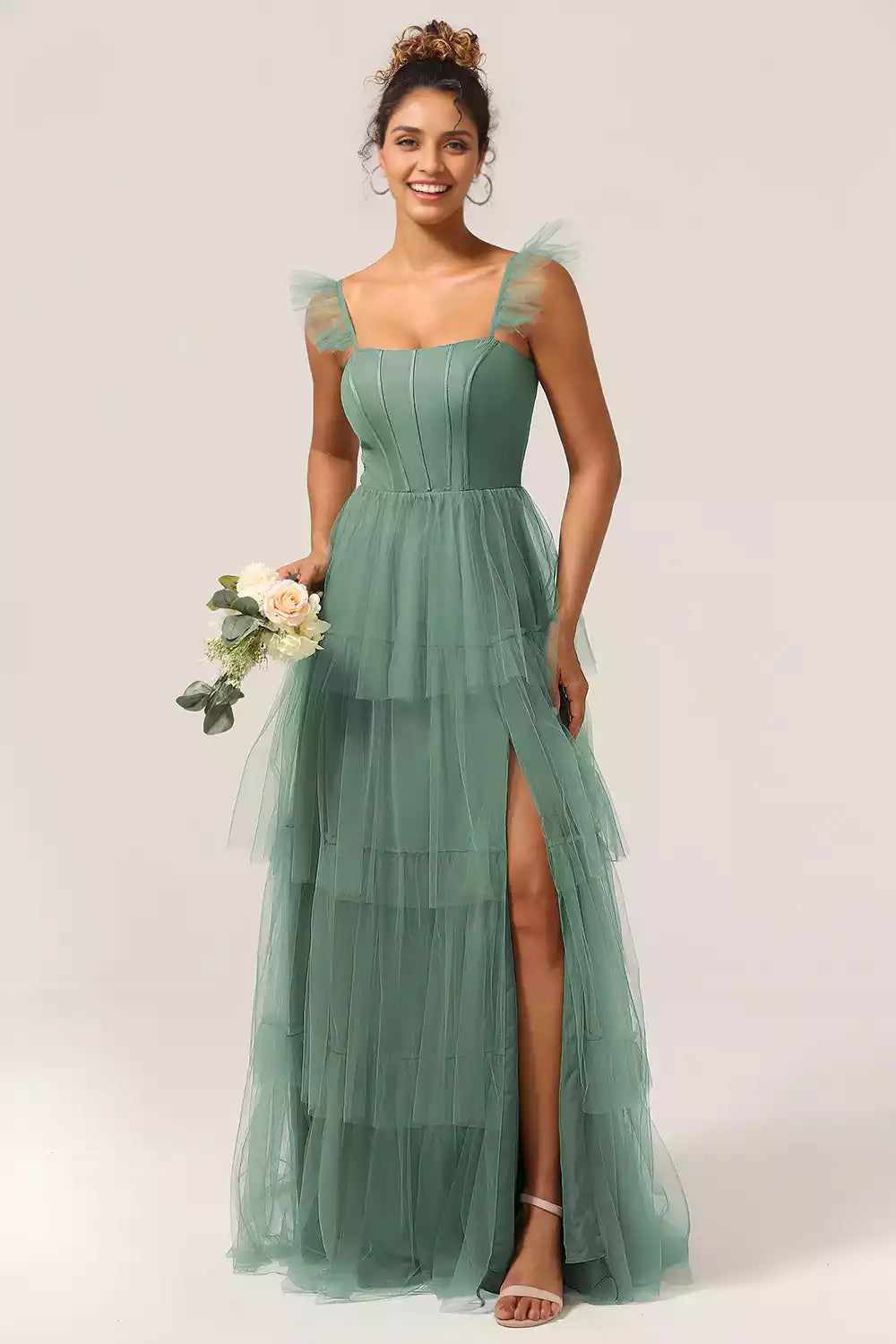 Exquisite chiffon A-line thin shoulder strap sleeveless and floor slit Bridesmaid Dresses