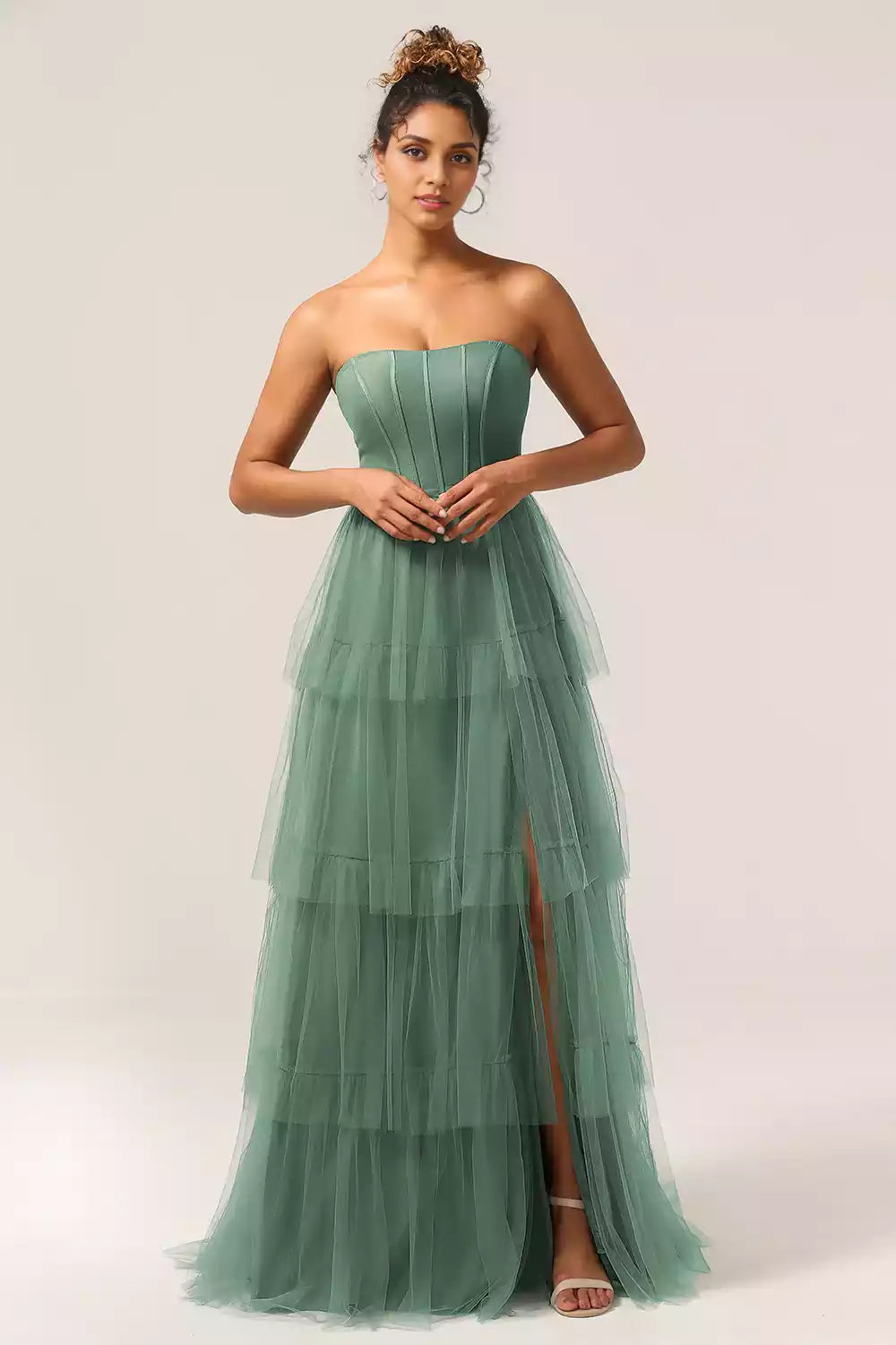 Exquisite chiffon A-line thin shoulder strap sleeveless and floor slit Bridesmaid Dresses