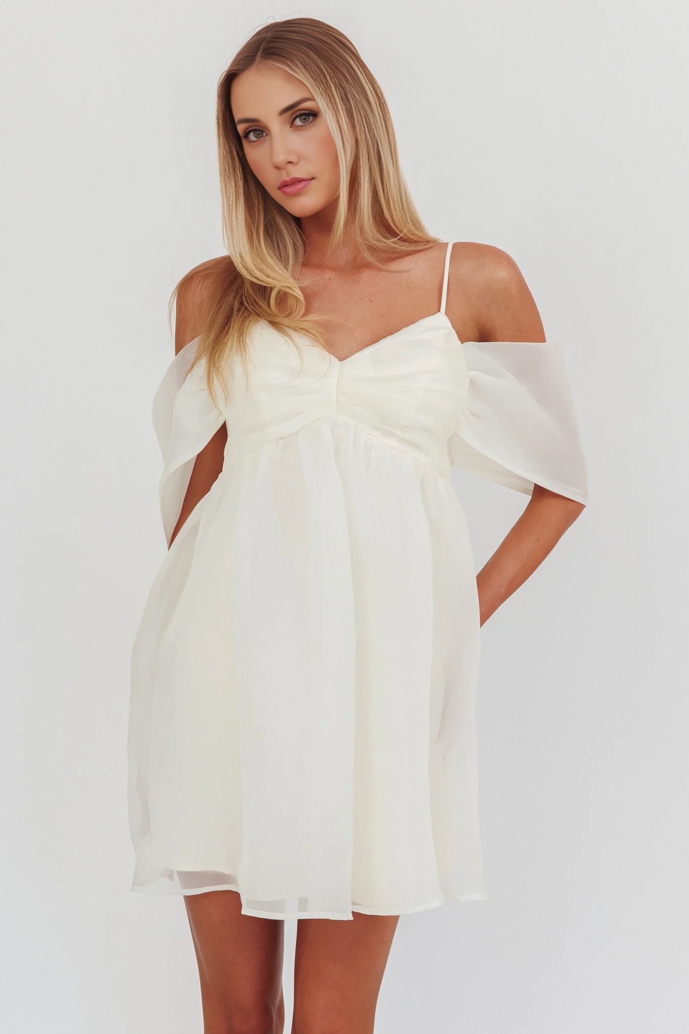 Exquisite organza slim fit, adjustable shoulder straps, off shoulder, invisible back zipper, Homecoming Dresses