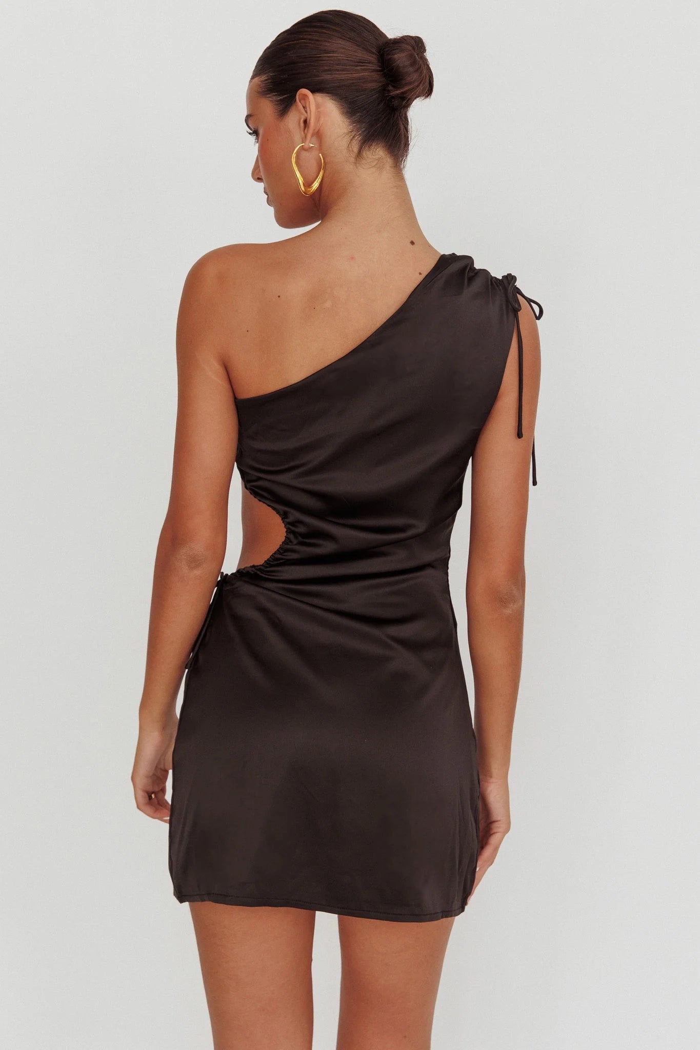 Eye catching one shoulder mini waist cut with pleats and hidden side zippers on the shoulders Homecoming Dresses