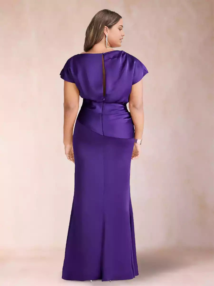 Full of charm, slim fit/straight round neck short sleeved plus pleated Mother of the Bride Dresses