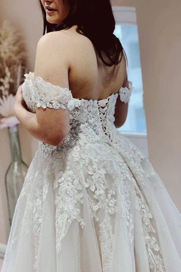 Gorgeous  Fashion Romantic Off-the-Shoulder Lace Tulle Ball Gown Wedding Dress with Corset Back