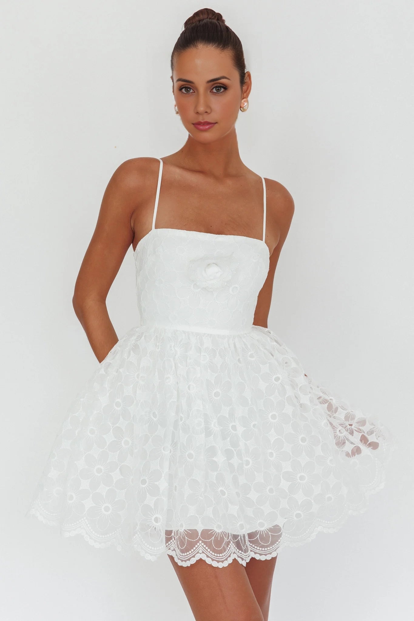 Gorgeous lace adjustable shoulder straps square neckline mesh design Homecoming Dresses