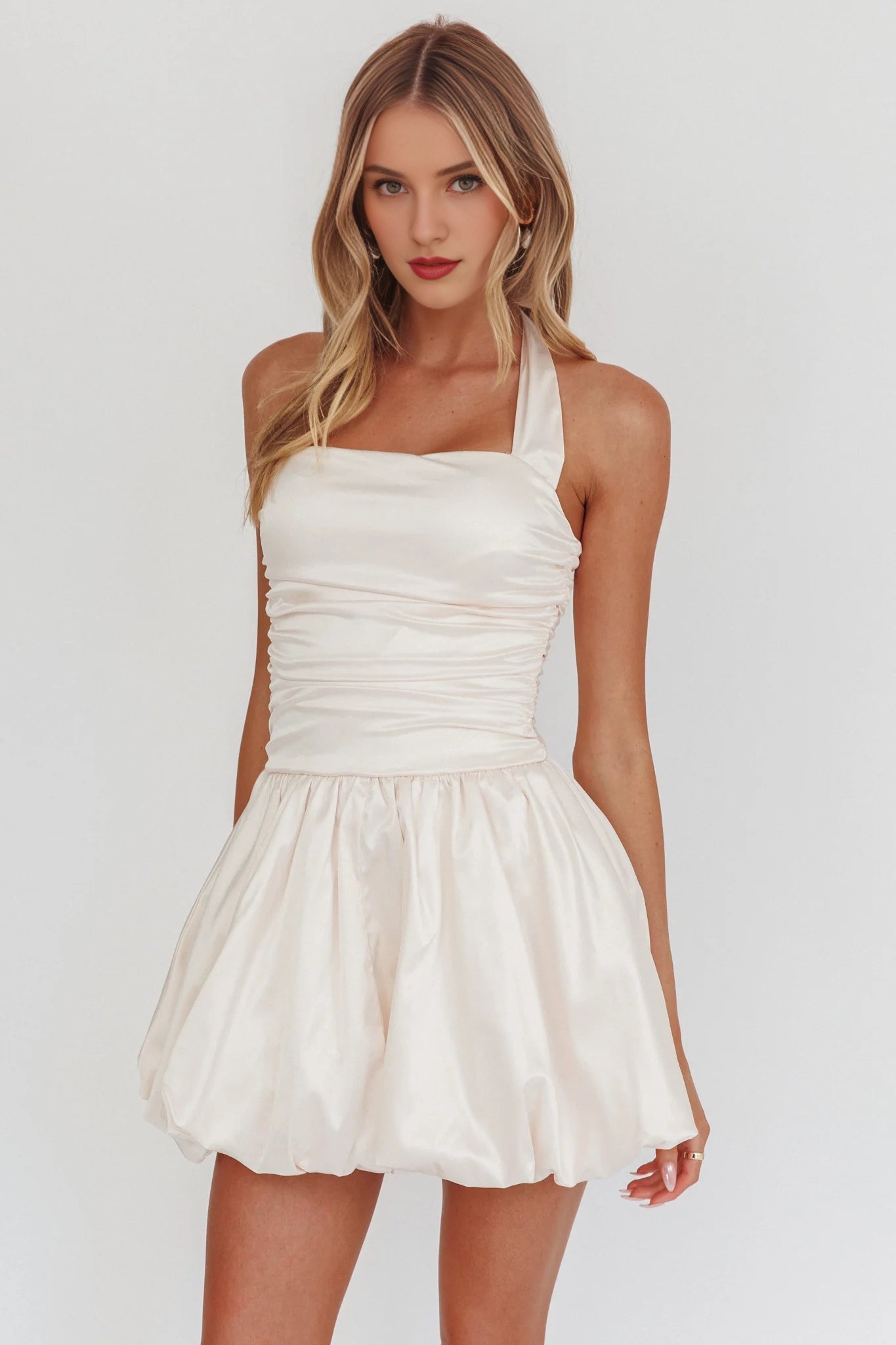 Gorgeous lantern hem with exposed back zipper, mini Homecoming Dresses