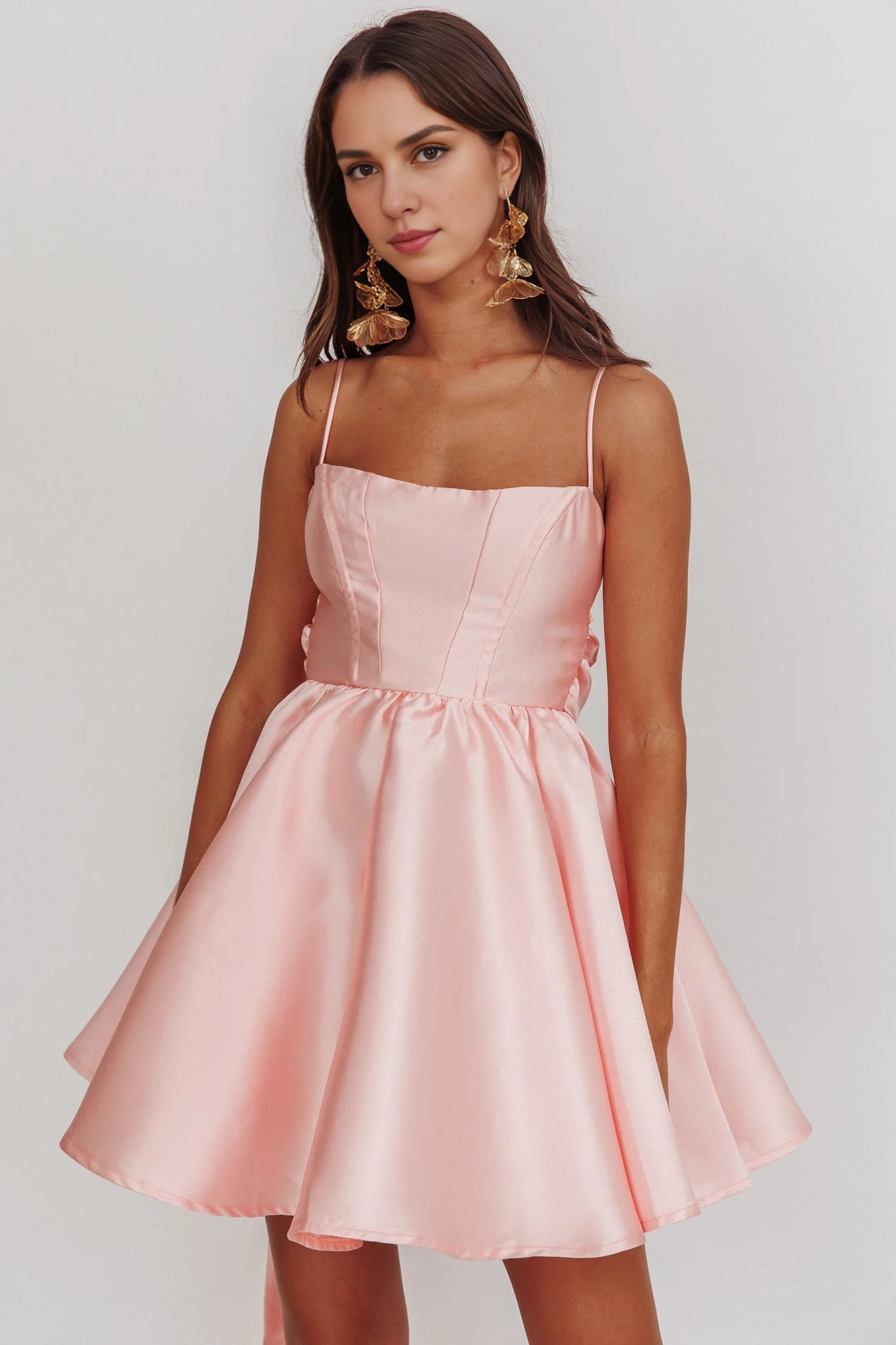 Gorgeous mini bust with adjustable thin shoulder straps and bow details Homecoming Dresses