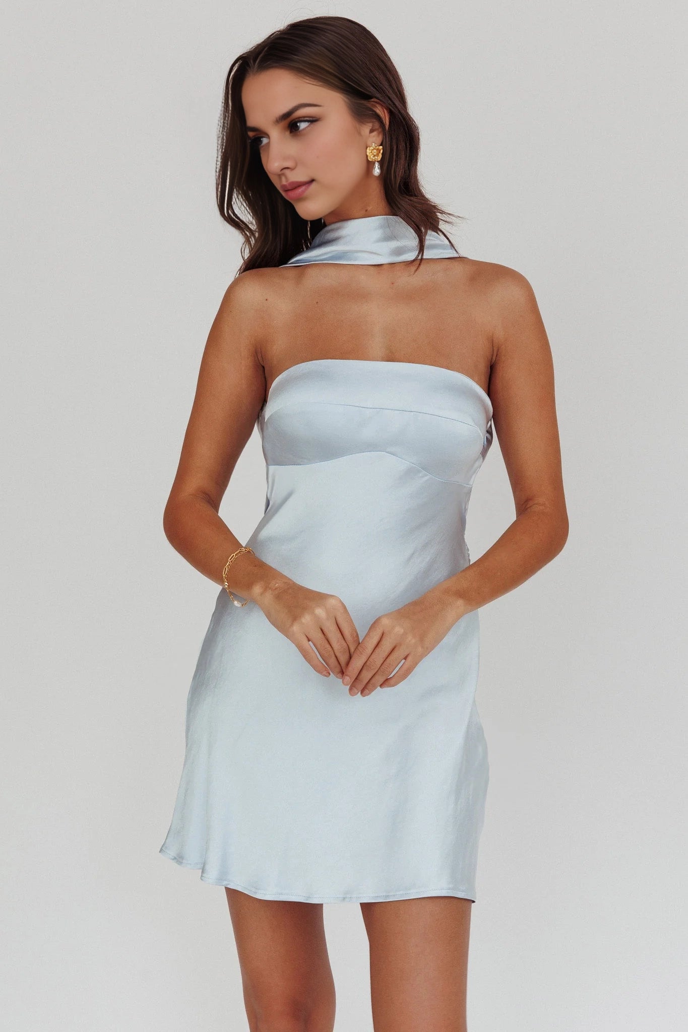 Gorgeous reverse backless chest cushion with mini side zipper Homecoming Dresses