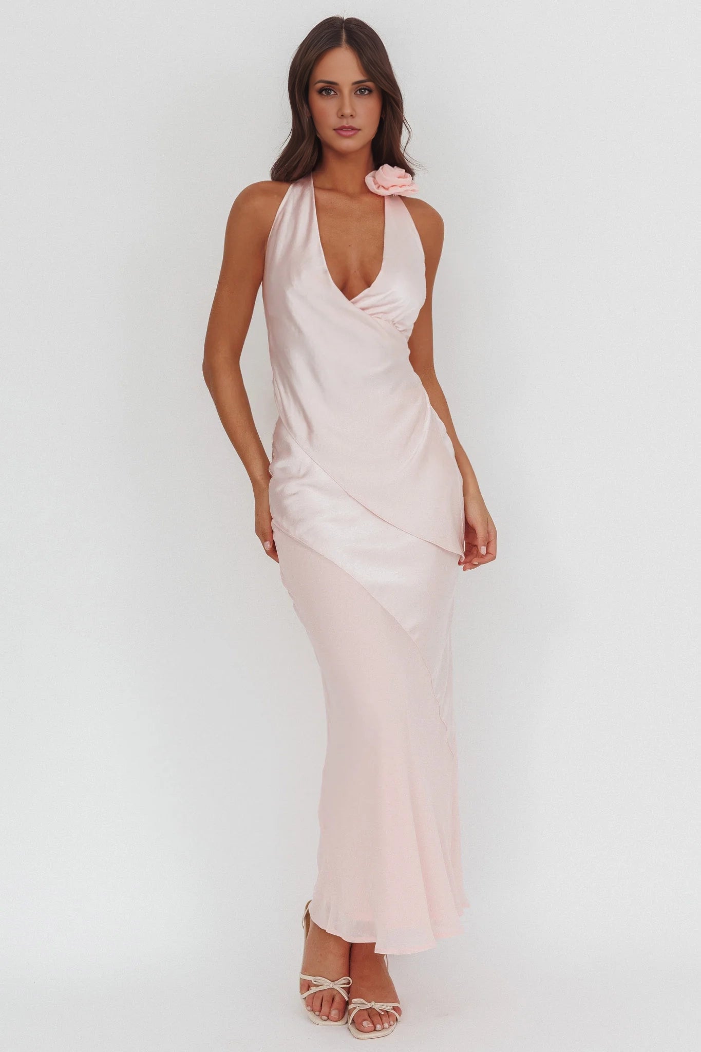 Gorgeous satin lining with zippers on the sides for an unforgettable look Homecoming Dresses