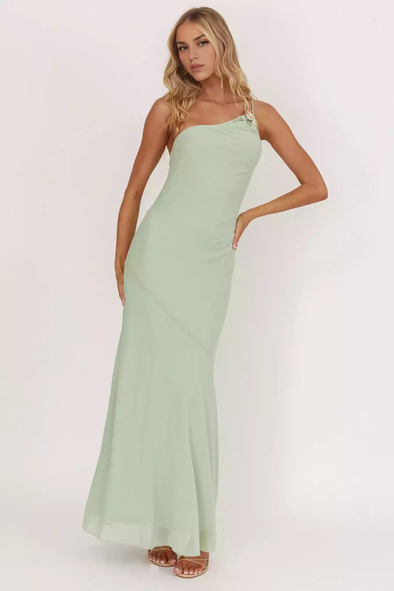 Gorgeous single shoulder design with lining and back zipper, double adjustable shoulder straps Prom Dresses