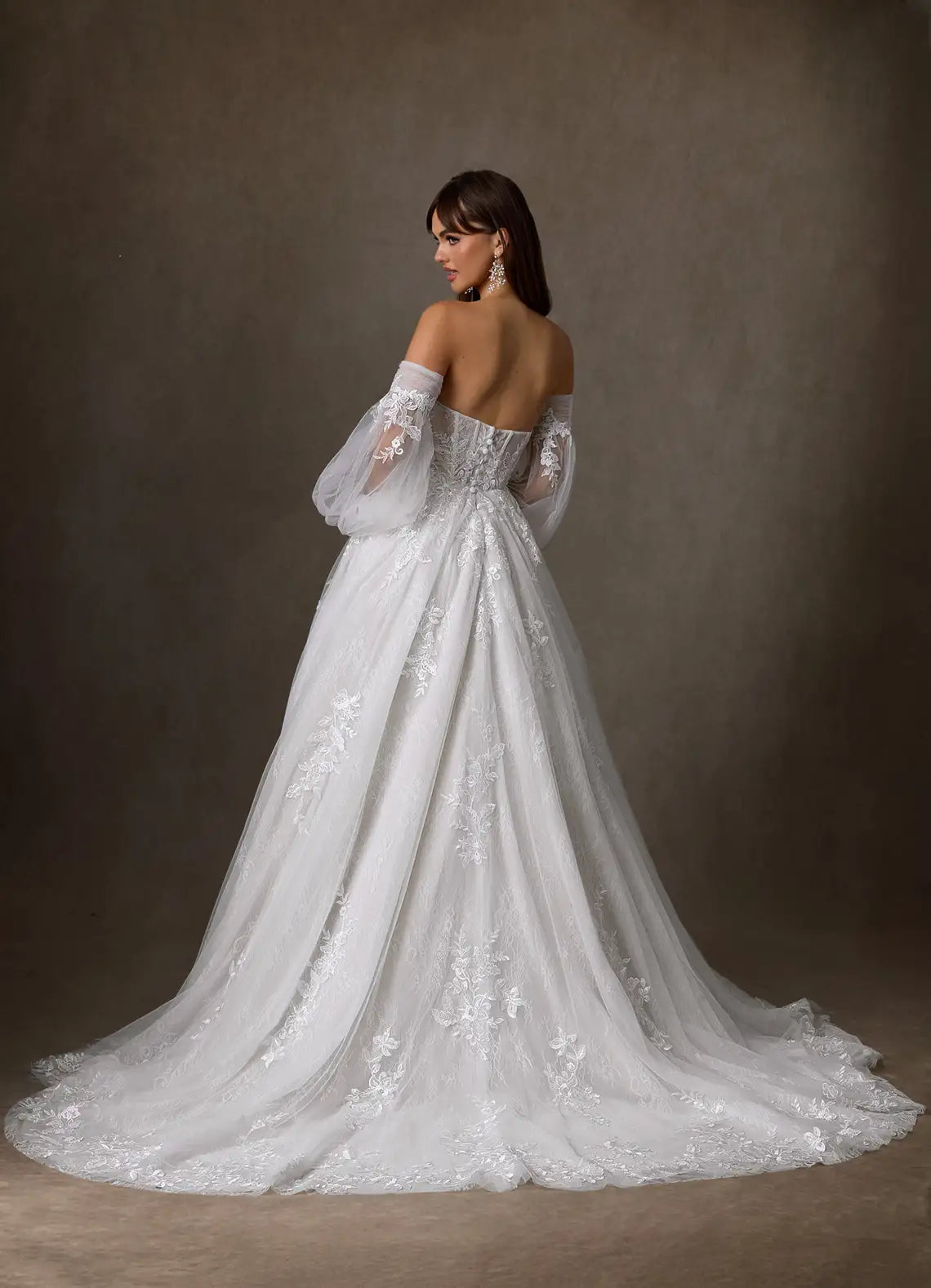 Intricate Floral Lace Appliques Off-the-Shoulder Puff Sleeve Lace Tulle Ball Gown Wedding Dress