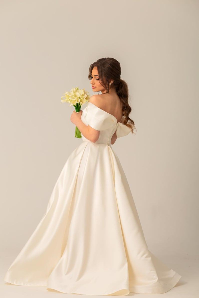 Ivory Satin Lace-up Corset Wedding Dress Simple Off Shoulder White Wedding Dress With A High Slit Modern A Line Bridal Dress