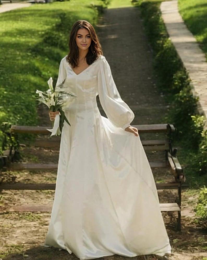 Minimalist Silk Wedding Dress Elegant A-Line Satin Bridal Gown Ivory Wedding Dress Simple and Timeless Wedding Gown for Modern Brides