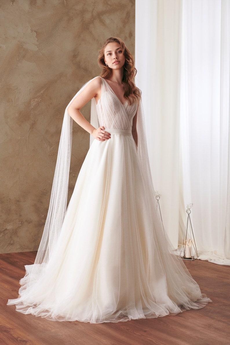 Boho Bridal Gown Tulle Wedding Gown Lace Bridal Gown Ivory Bridal Gown