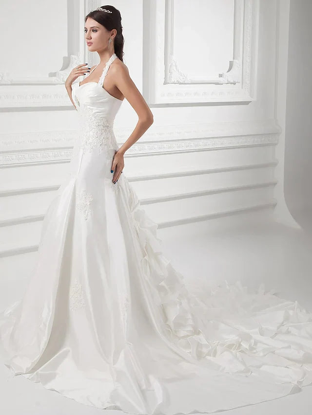 A-Line Wedding Dresses Halter Neck Court Train Taffeta Spaghetti Strap Simple Vintage Plus Size with Ruched Beading Appliques