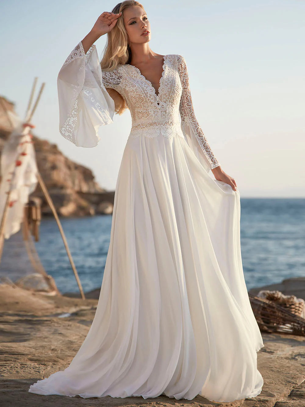 Long Sleeves White Lace Chiffon Wedding Dresses V Neck Beach Wedding Dress