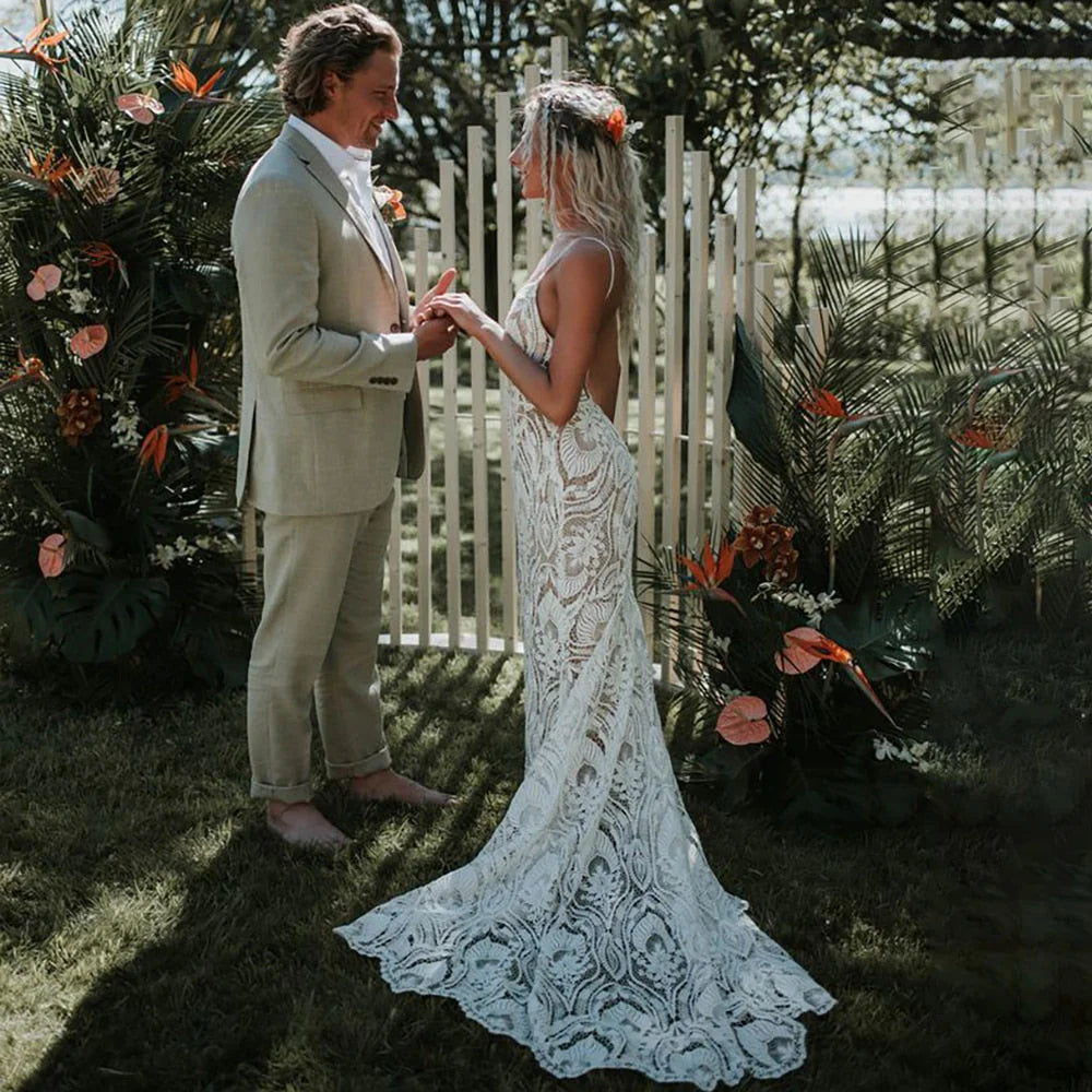 Dingji Luxurious Lace Spaghetti Straps Wedding Dresses Mermaid Straps Court Train