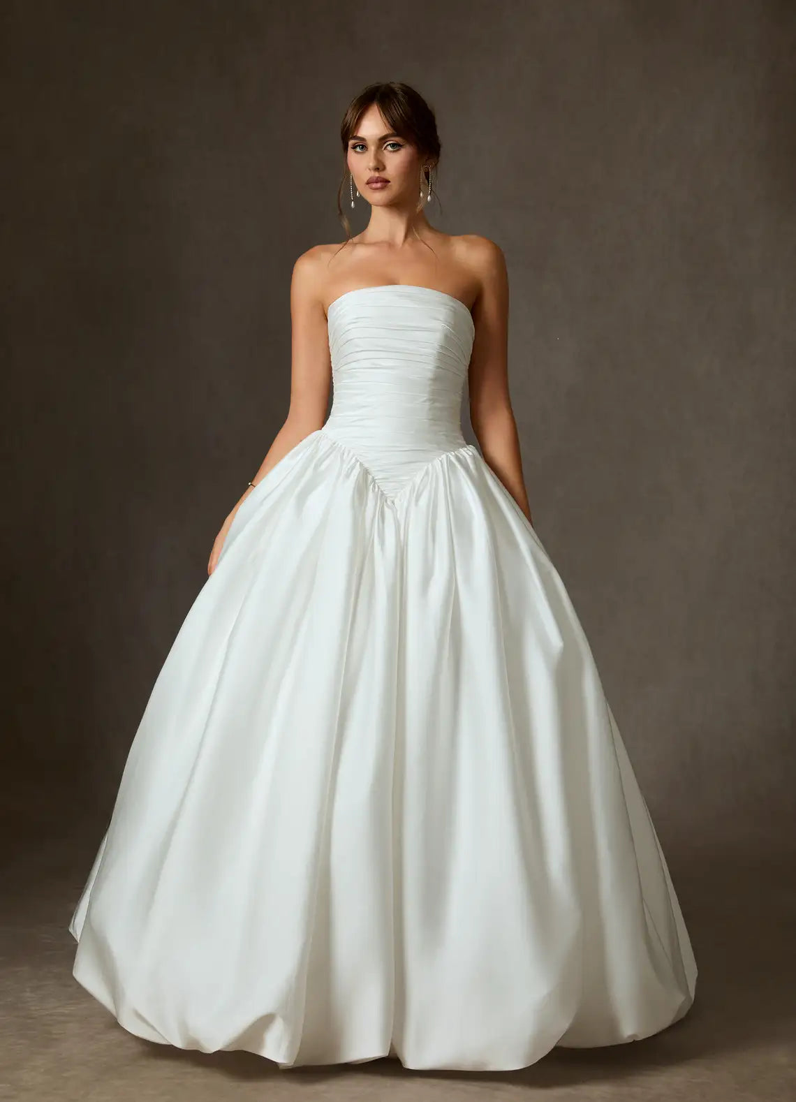Luxurious smooth satin construction Strapless Ruched Bodice Satin Ball Gown Wedding Dress with Pockets
