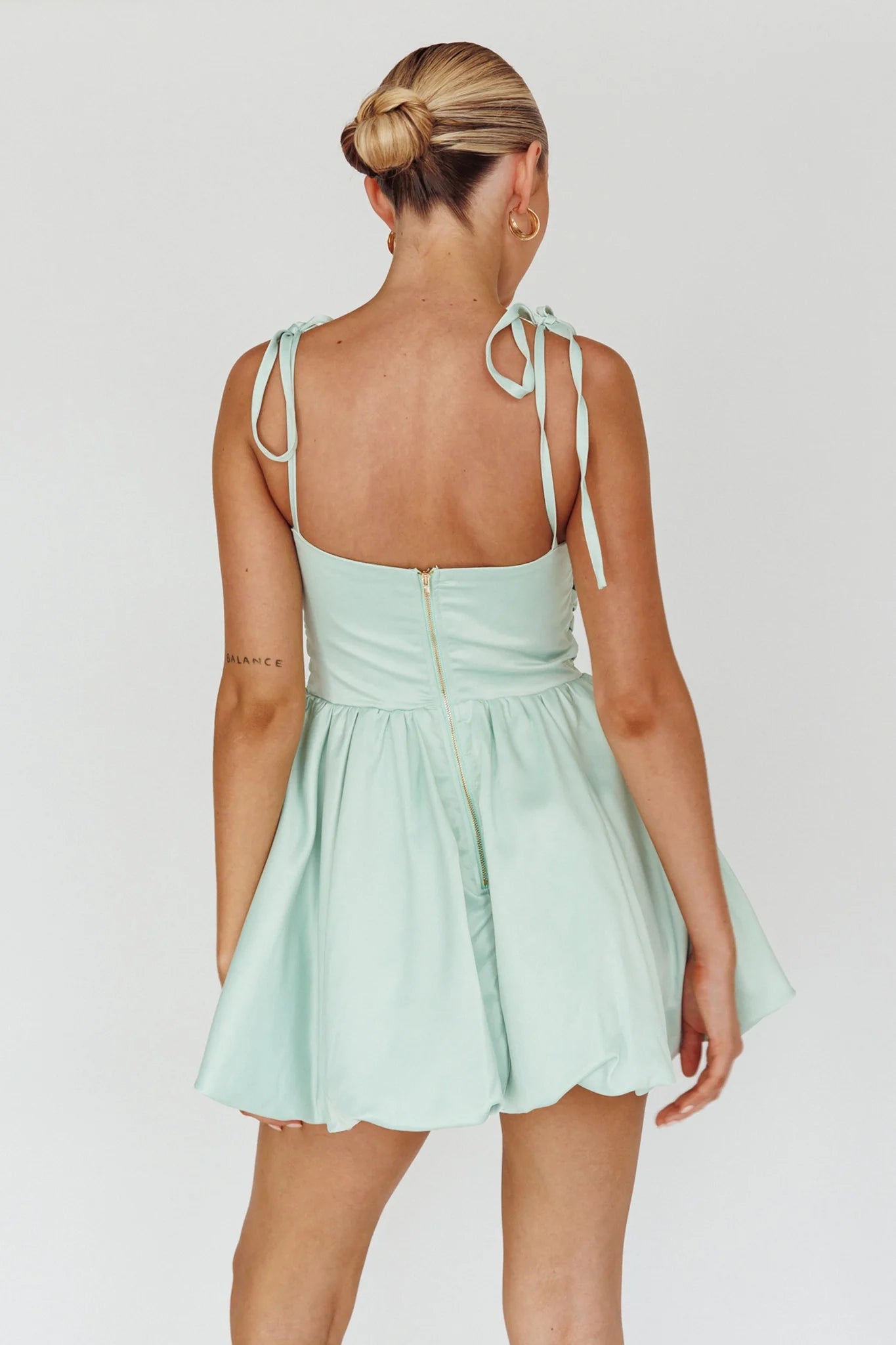 Mini adjustable, lace up shoulder and back zipper Homecoming Dresses that attract attention