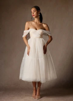 Whimsical, Romantic Aesthetic Off-the-Shoulder Tulle Tea-Length Wedding Dress with Sweetheart Neckline