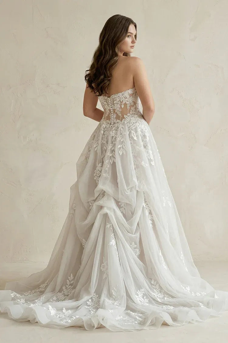 Modern Elegant Gorgeous Strapless Floral Lace A-Line Floor-Length Wedding Dress with Corset Bodice