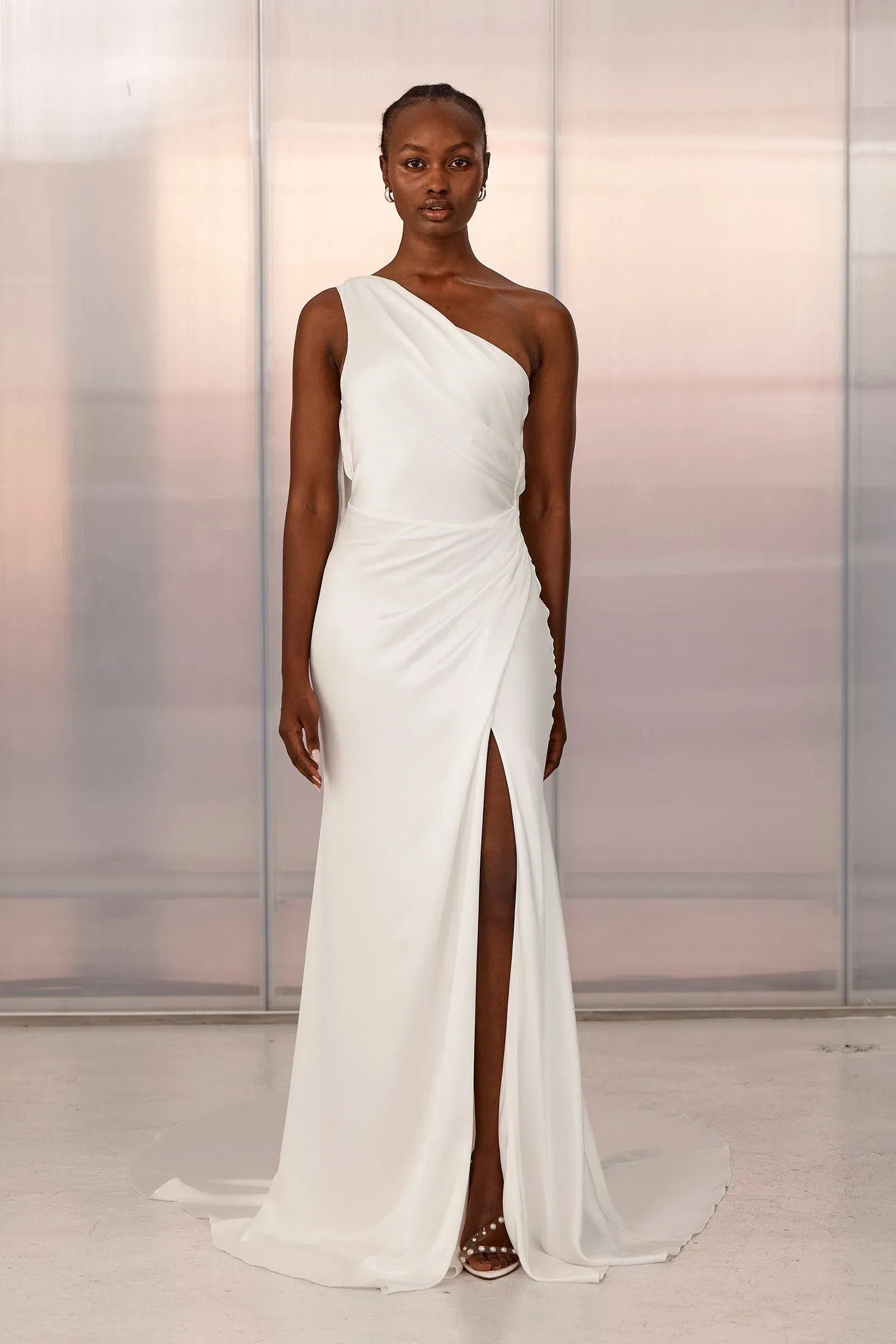 Modern Elegant One-Shoulder Crepe Mermaid Wedding Dress with Cut-Out Back & High Slit