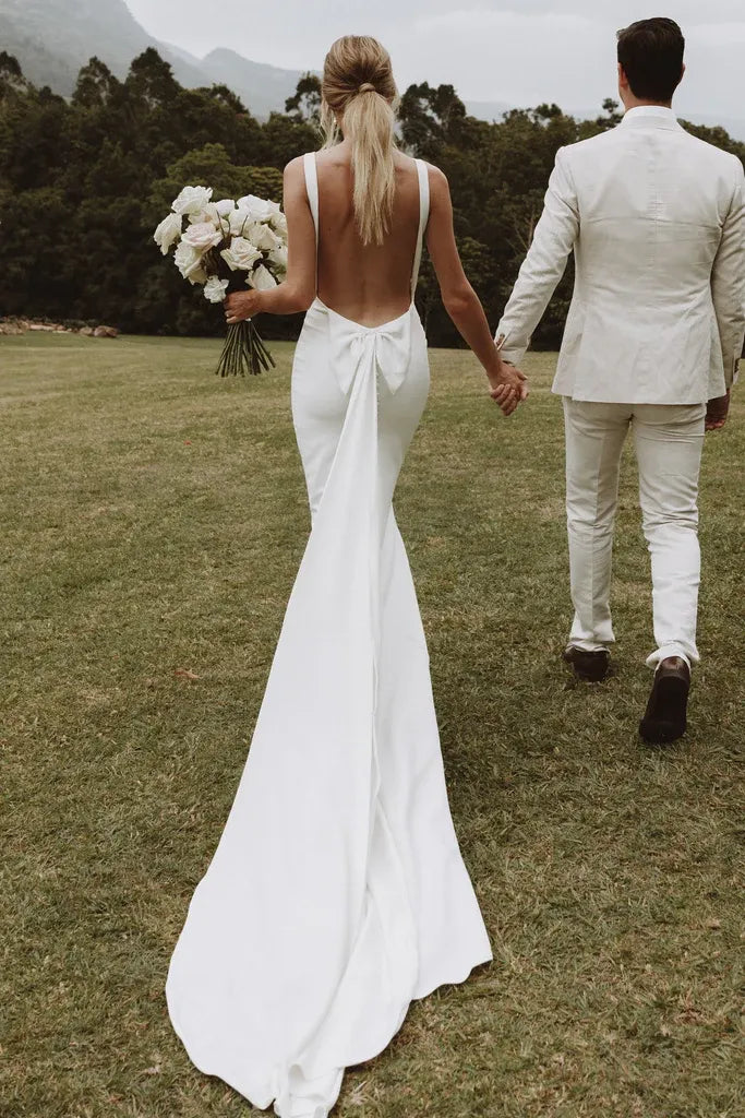 Modern Elegant Spaghetti Straps Square Neck Crepe Mermaid Wedding Dress with Bow Back & Low Back