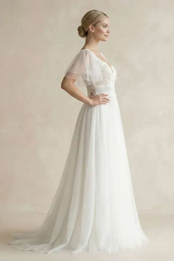 Modern Fashion Ball Gown V-Neck Lace A-Line Floor-Length Wedding Dress with Tulle Flutter Sleeves