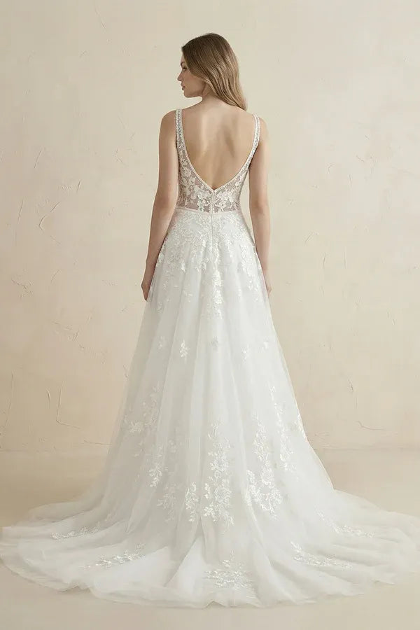 Modern Fashion Floor-Length  Ball Gown V-Neck Lace A-Line Wedding Dress with Floral Appliques