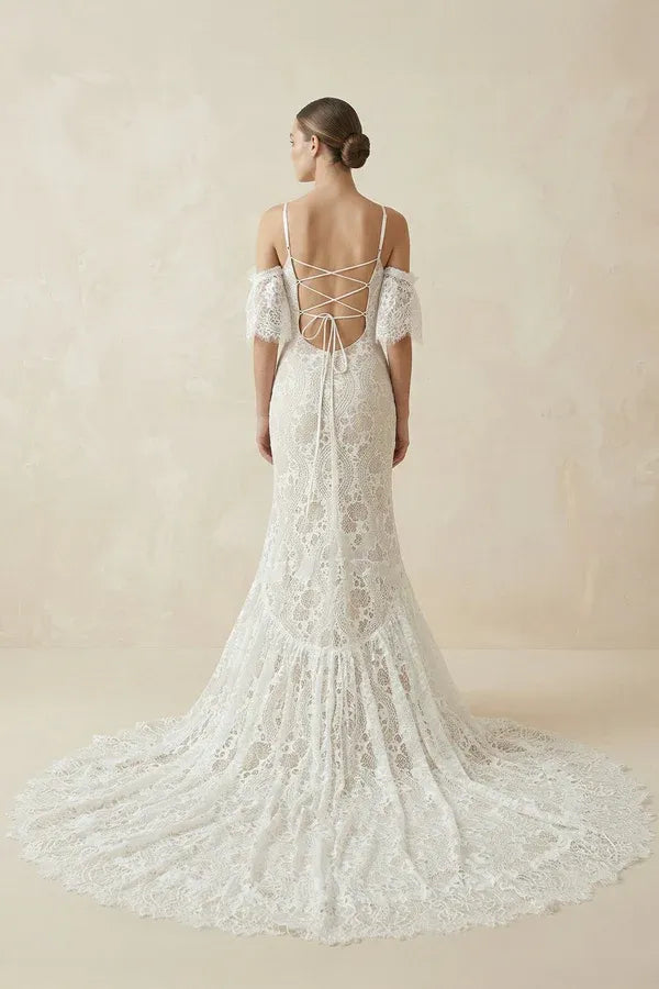 Modern Fashion Floor-Length Off-the-Shoulder Lace Mermaid Wedding Dress with Corset Back