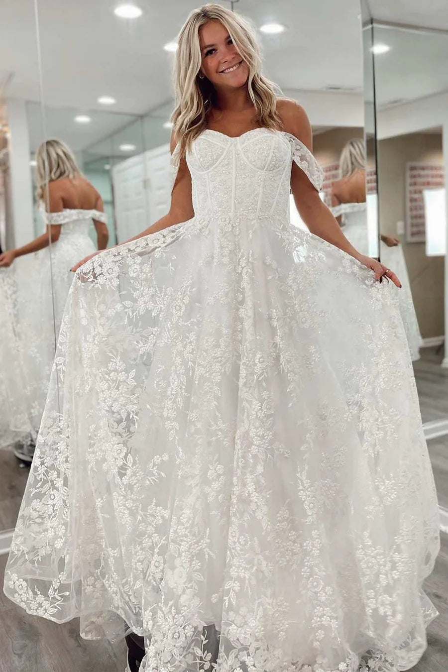 Off The Shoulder Lace Appliques Sweep Train Wedding Dresses