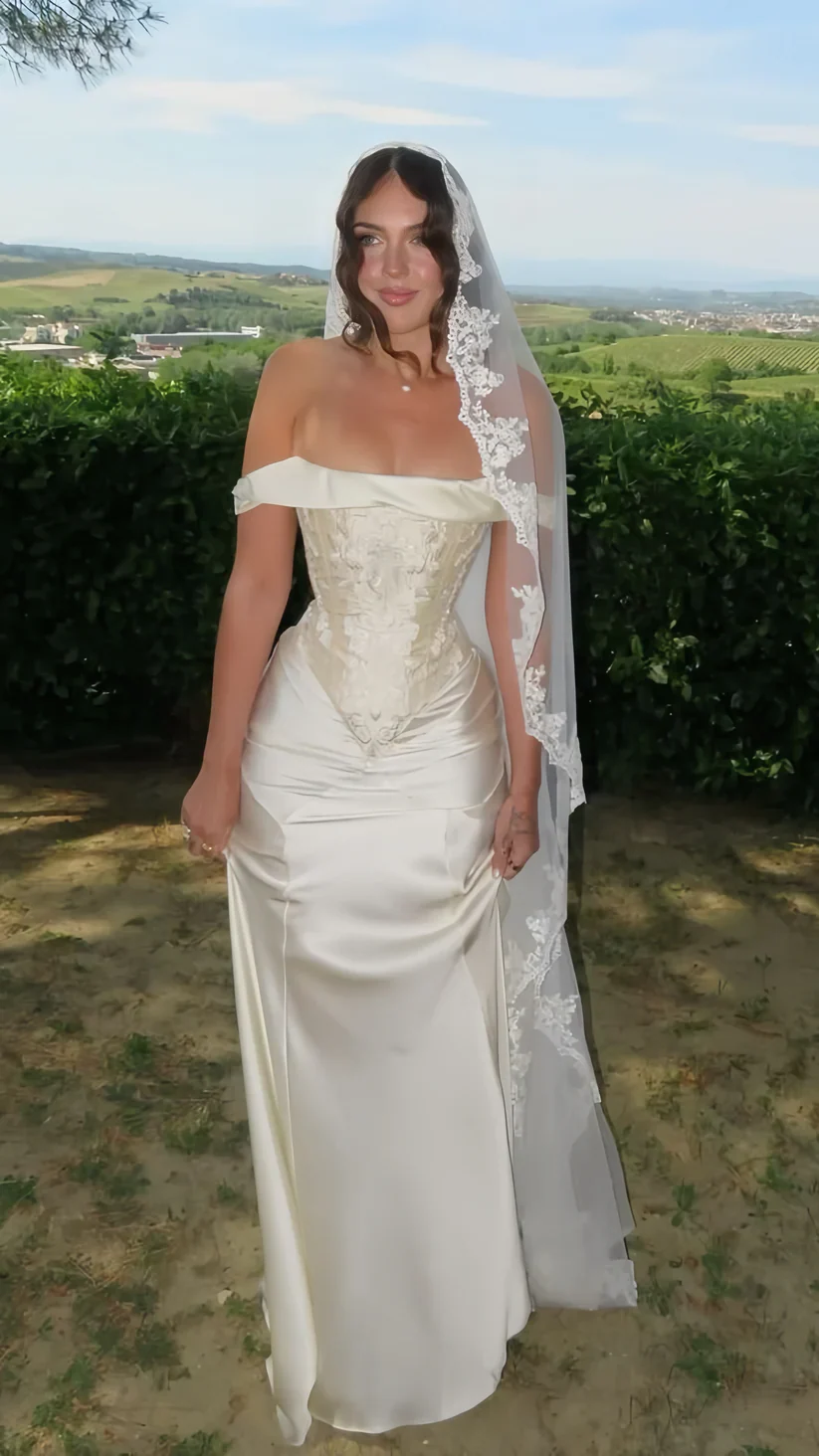 Off-the-Shoulder Lace Corset Satin Wedding Dress with Train and Lace Veil