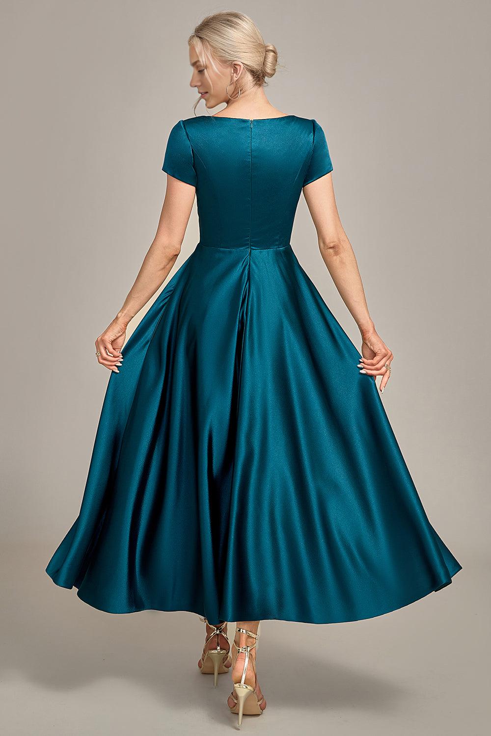 Green V-Neck A-Line Pleated Satin Mother of the Bride Dress