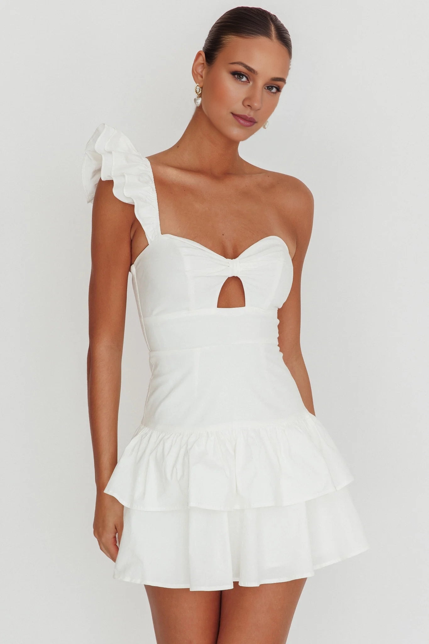 Playful mini ruffled bust with lock hole details, heart-shaped neckline, invisible back zipper, Homecoming Dresses