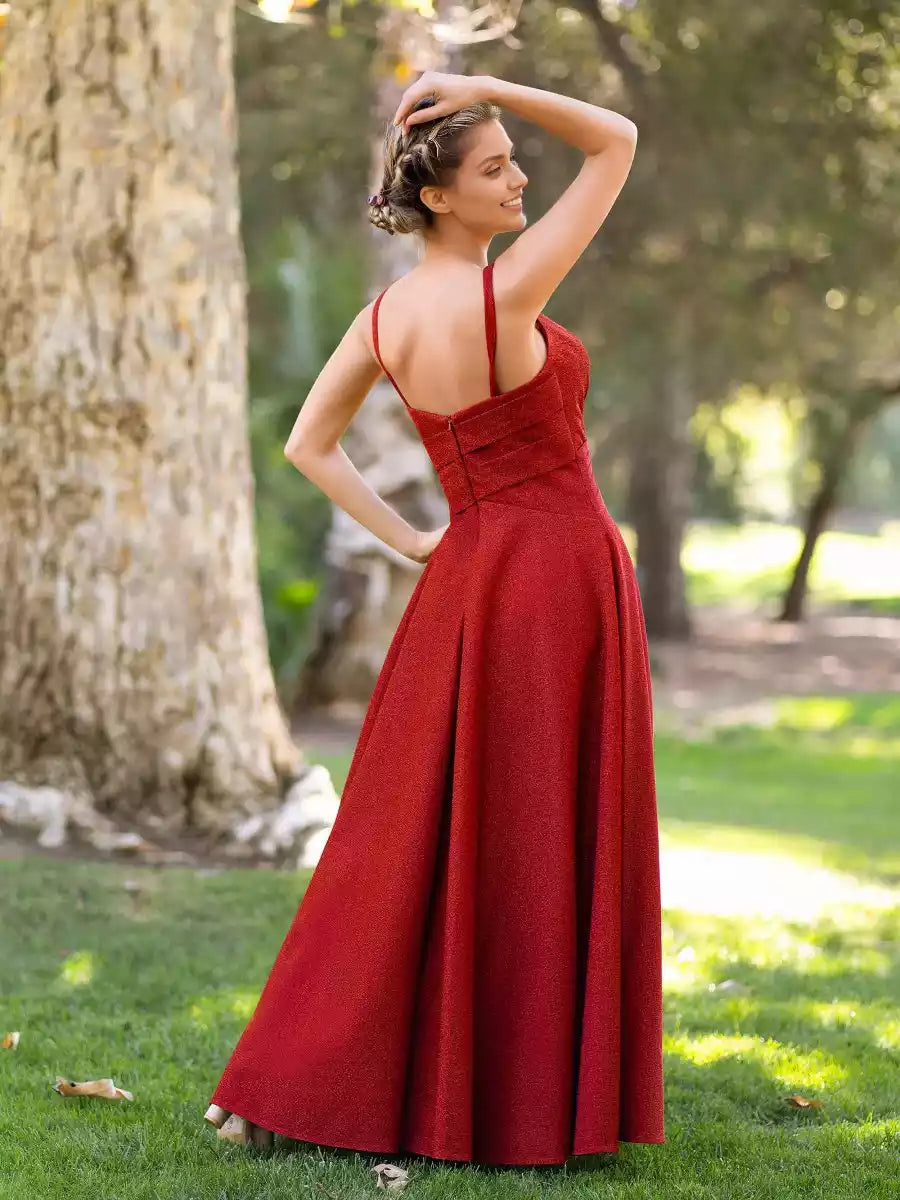 Prom Dresses with a deep V-neck A-line chiffon and sleeveless pleated zipper back that attracts attention
