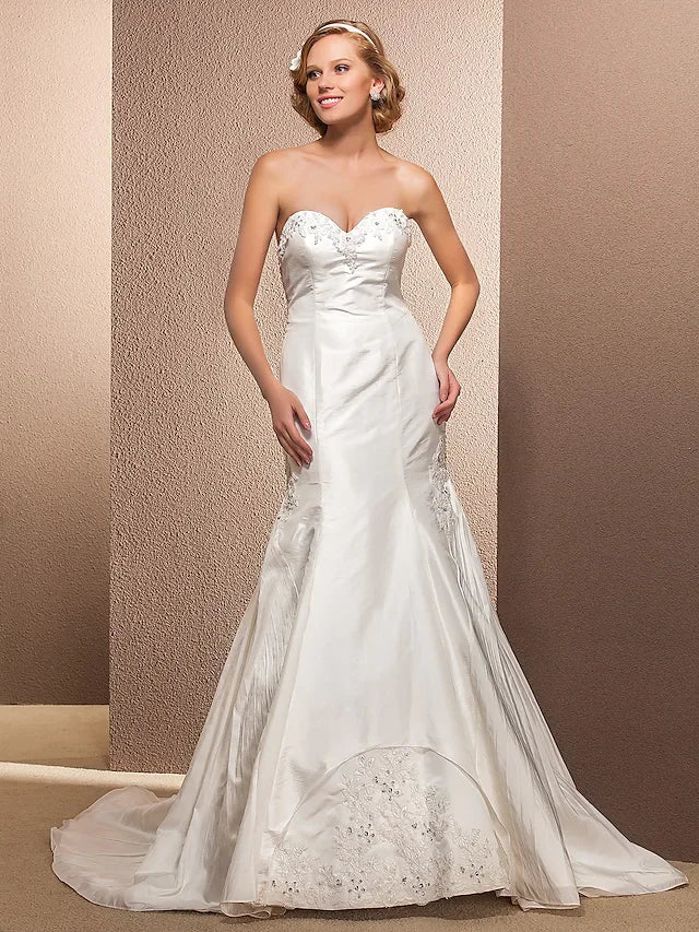DingjiWedding Dresses Sweetheart Neckline Court Train Taffeta Sleeveless